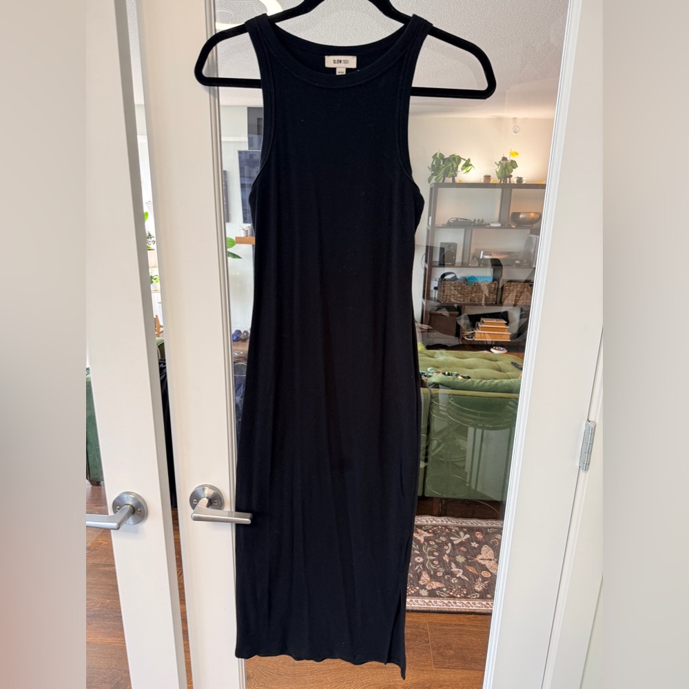 NWOT - Ribbed Maxi Black Sleeveless Dress